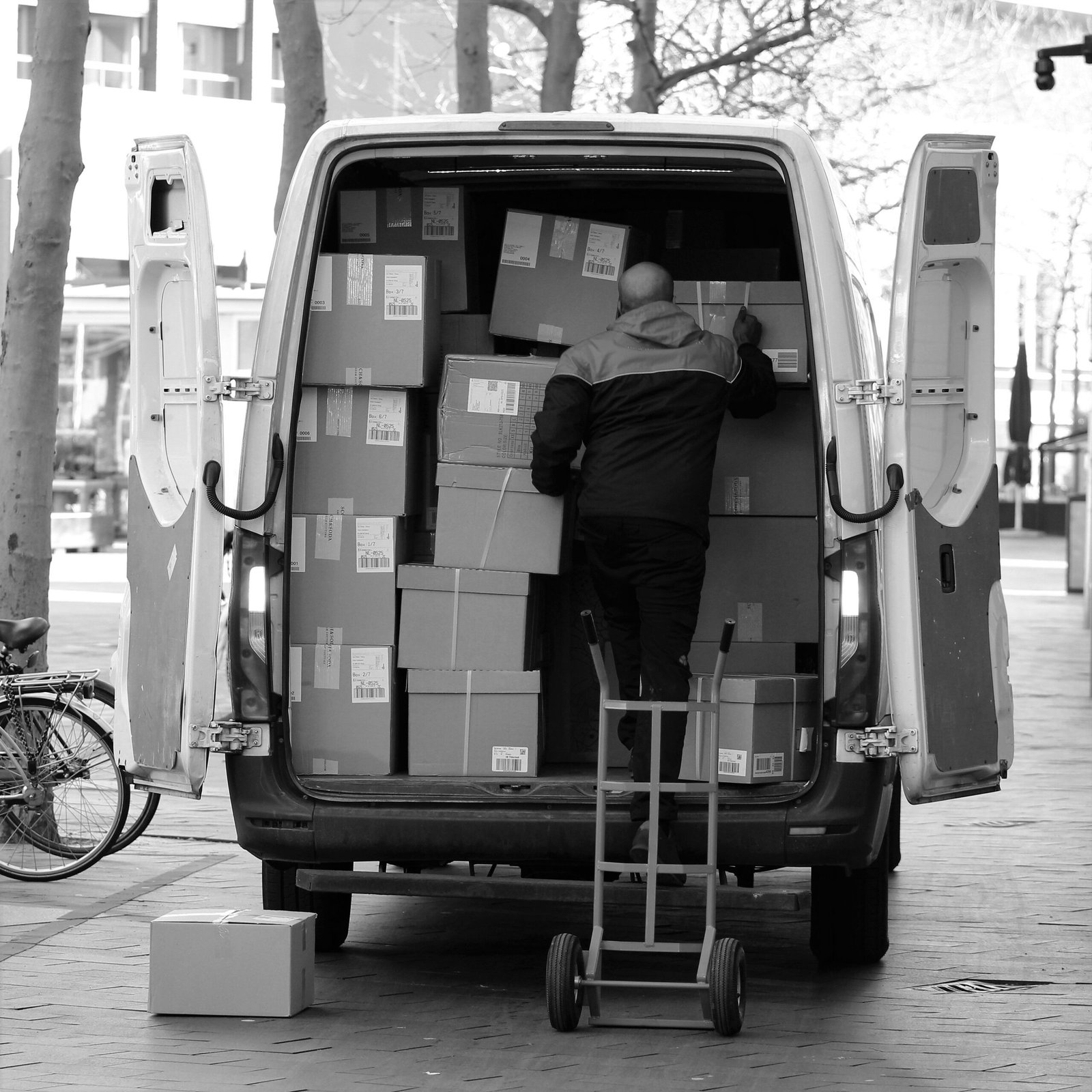 E Commerce Logistics Scaled